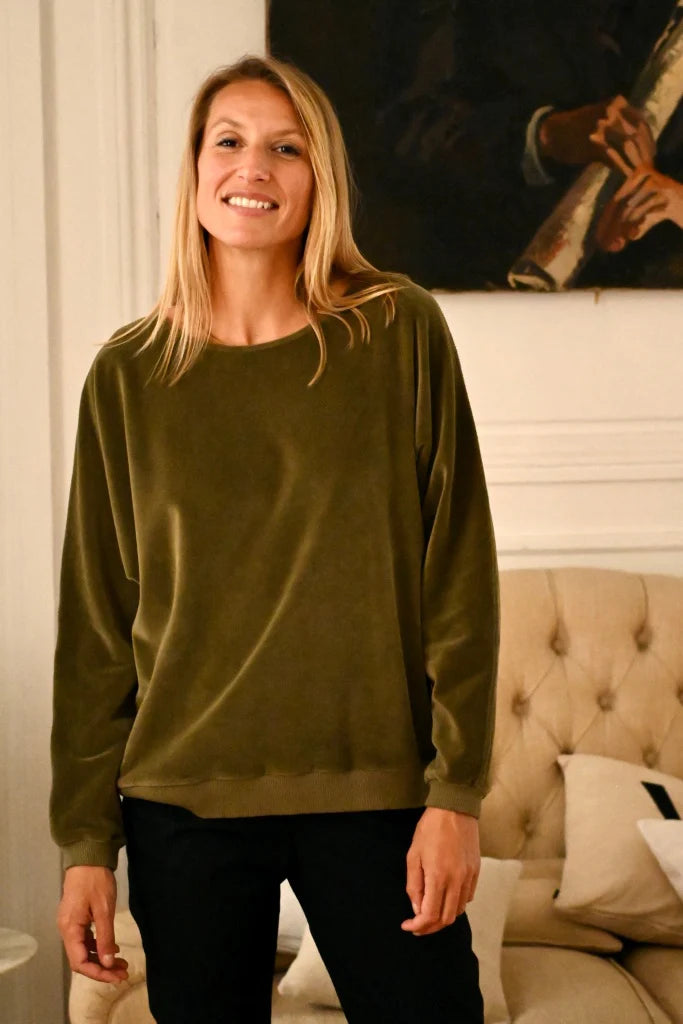 Pull velours manches chauve souris