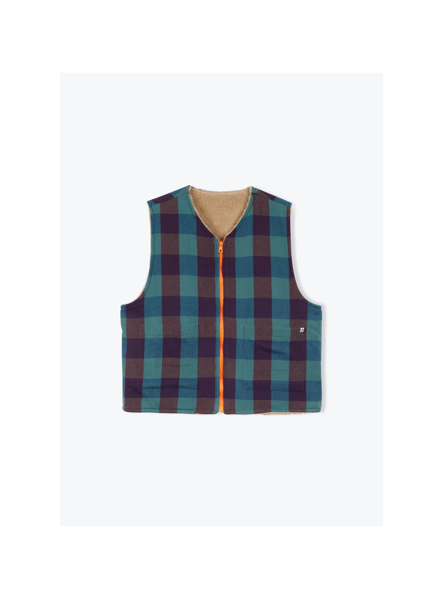 Gilet sans manche réversible.