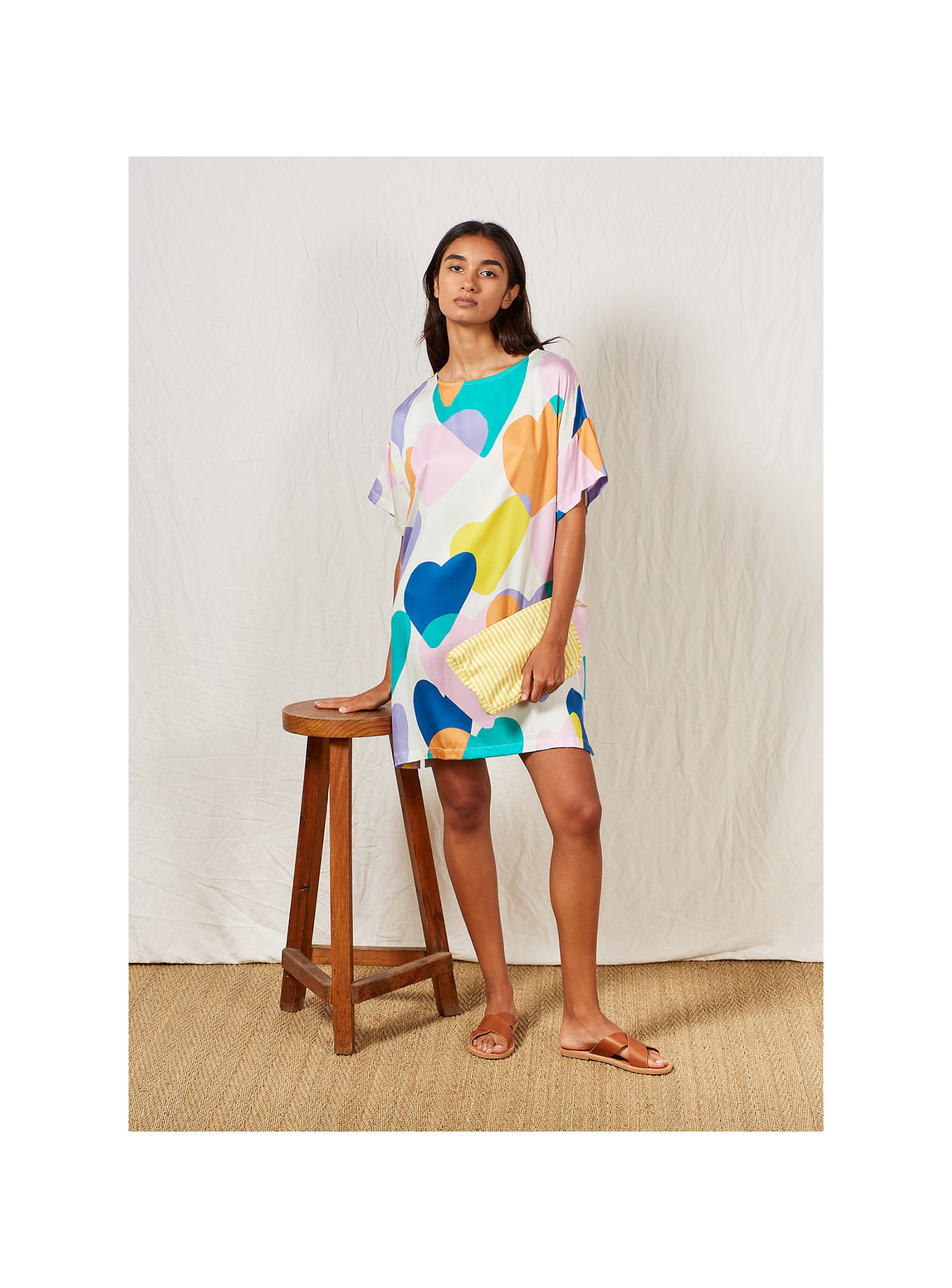 Robe courte fluide imprimé exclusif cœurs