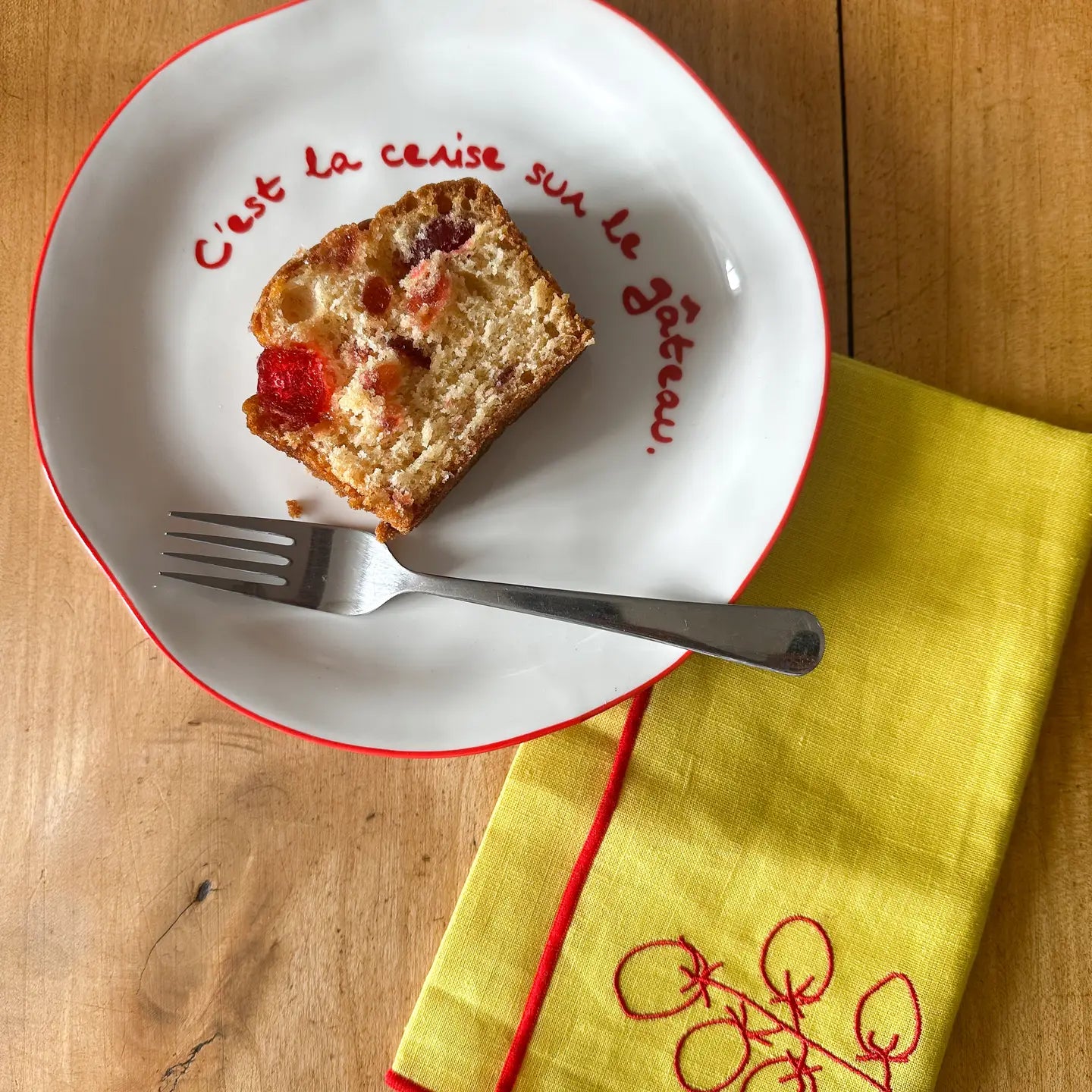 Assiette à déjeuner statement "C'est la cerise sur le gateau"